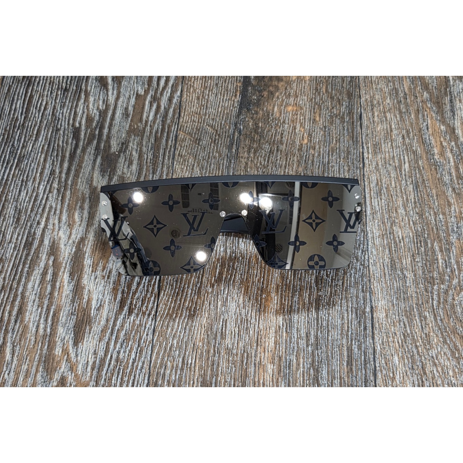 Louis Vuitton Waimea Sunglasses Matte Black Monogram Mirrored Lens Z1583e 145